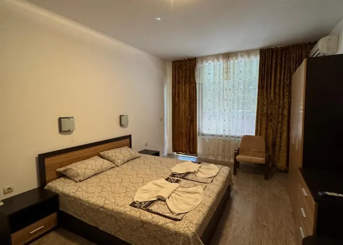 Vp Palazzo شقة نيسيبار